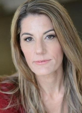 BadBlood/Headshot-TomiFunderburkLavinder.jpg