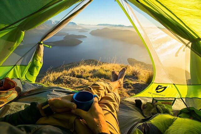 http://medium.com/opt-outside/less-stuff-more-life-7cb5e5524631#.wv5n59iev